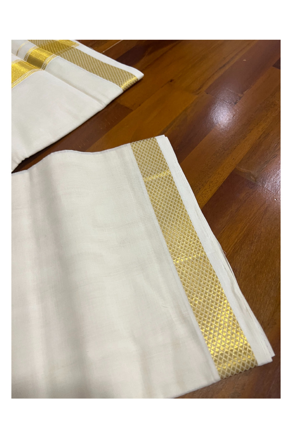 Southloom Kuthampully Handloom Pure Cotton Wedding Mundu with Kasavu Woven Kara (South Indian Dhoti)