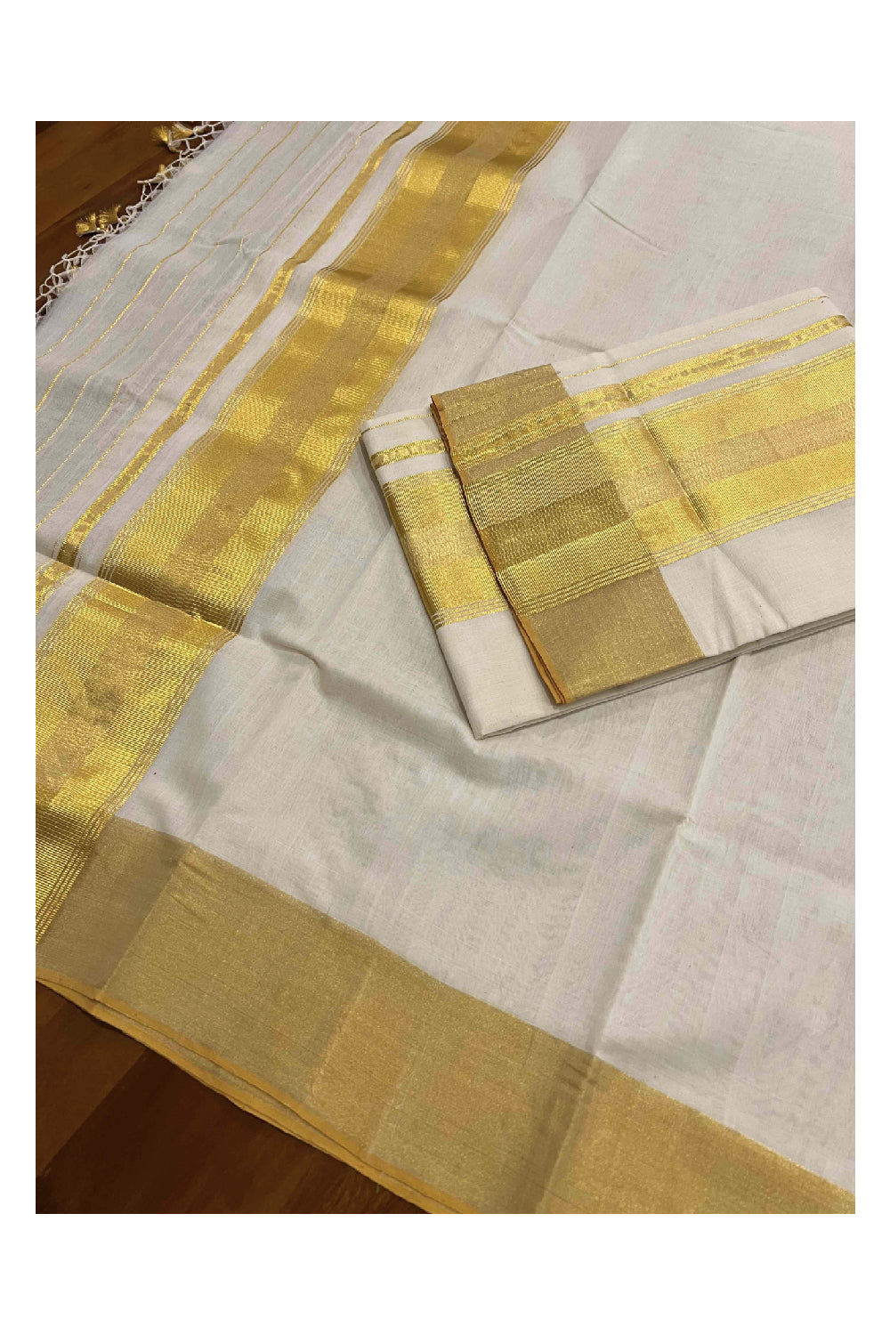 Southloom Super Premium Balaramapuram Cotton Unakkupaavu Wedding Pudava Set Mundu 2.80 Mtrs (with Matching Blouse Piece)