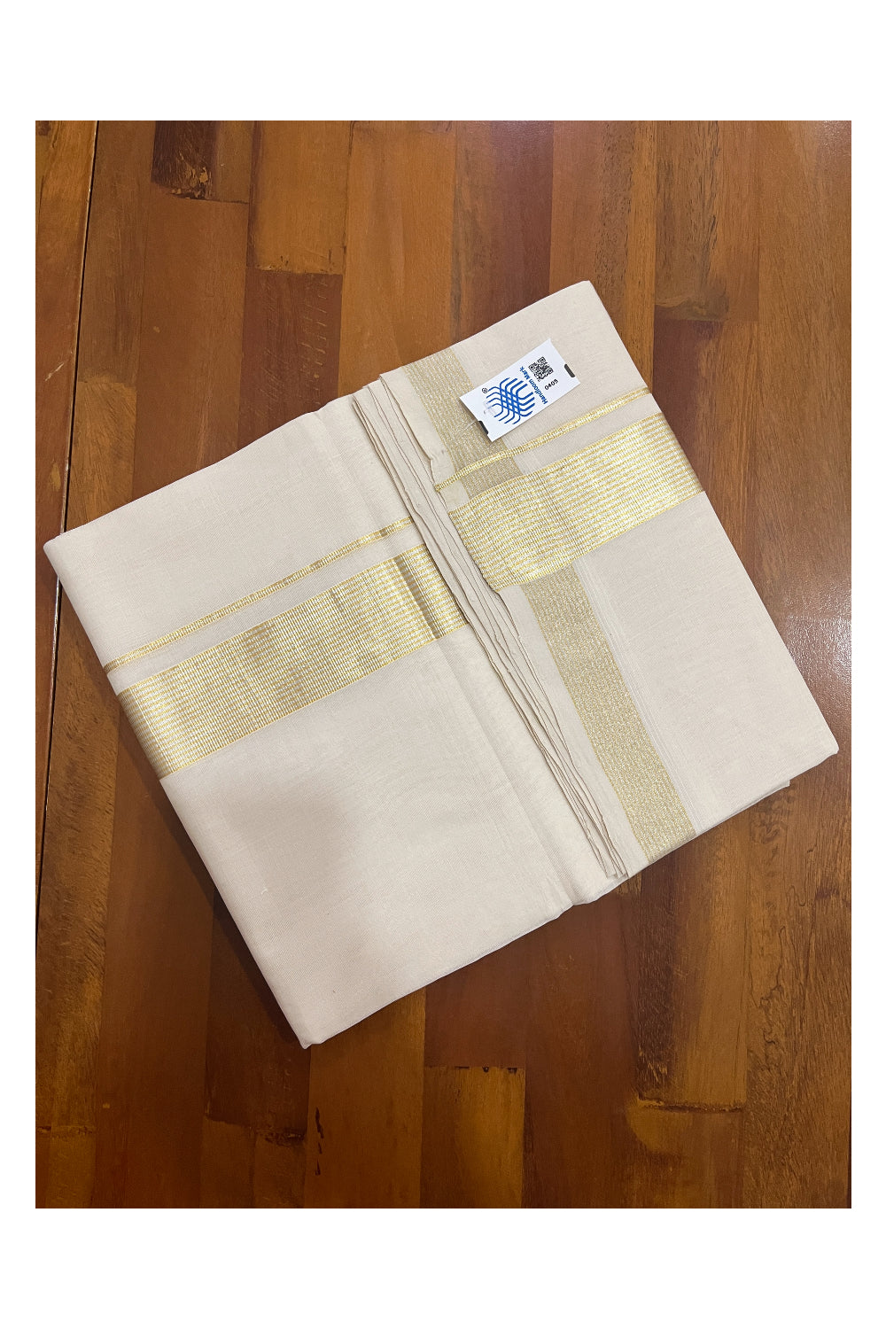 Southloom Premium Unakkupaavu Handloom Wedding Mundu with Golden and Silver Kasavu Border