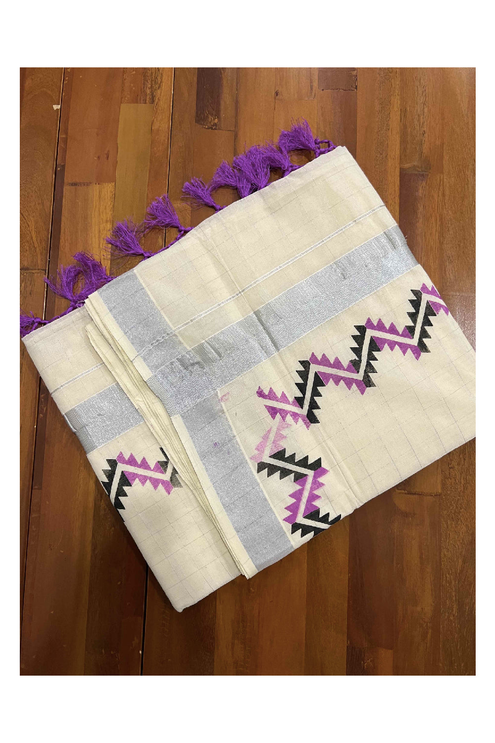 Kerala Silver Kasavu Woven Check Saree with Magenta and Black Block Printed Border