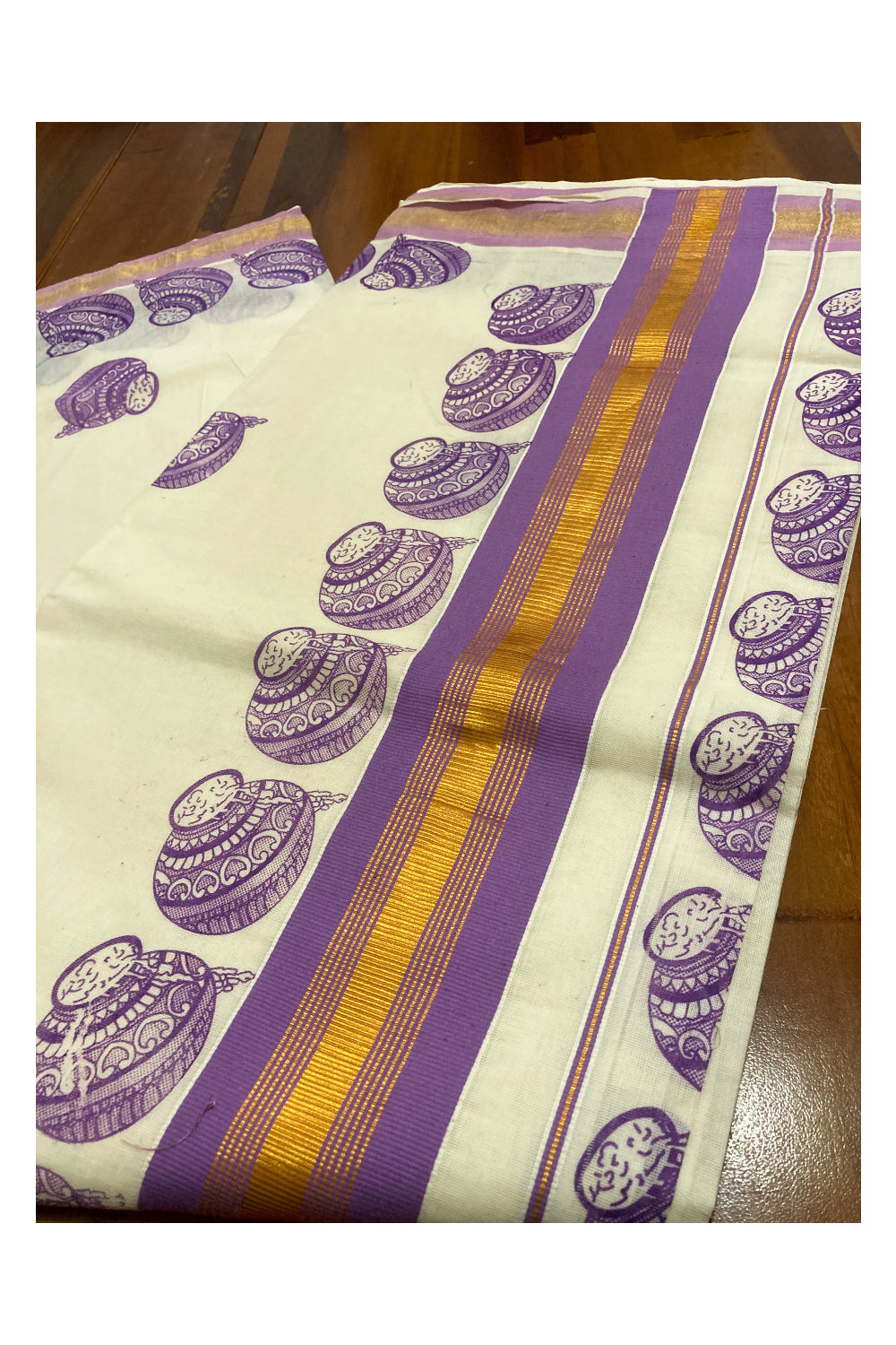 Pure Cotton Kerala Saree with Violet Pot Block Printed Design and Kasavu Border