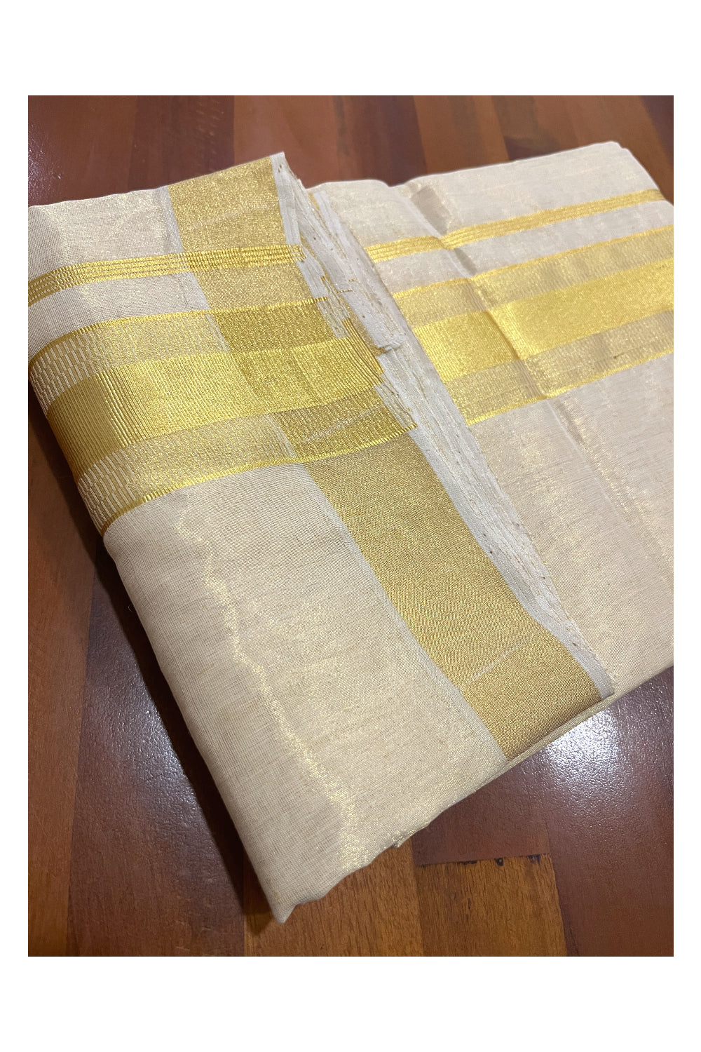 Southloom Super Premium Balaramapuram Handloom Tissue Wedding Mundu with Kasavu Design Border (South Indian Kerala Dhoti)