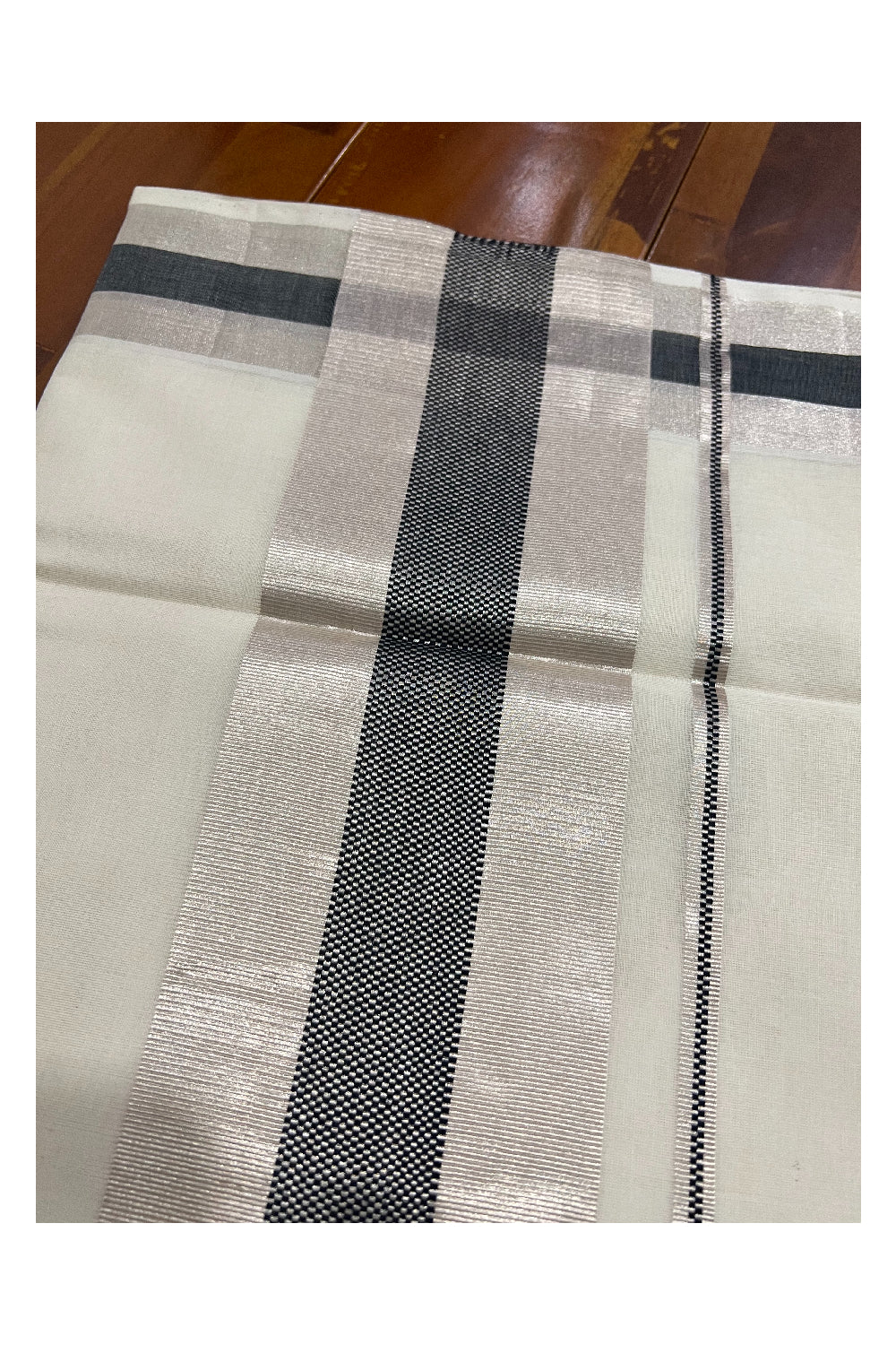 Southloom™ Premium Handloom Kerala Kasavu Saree with Silver and Border