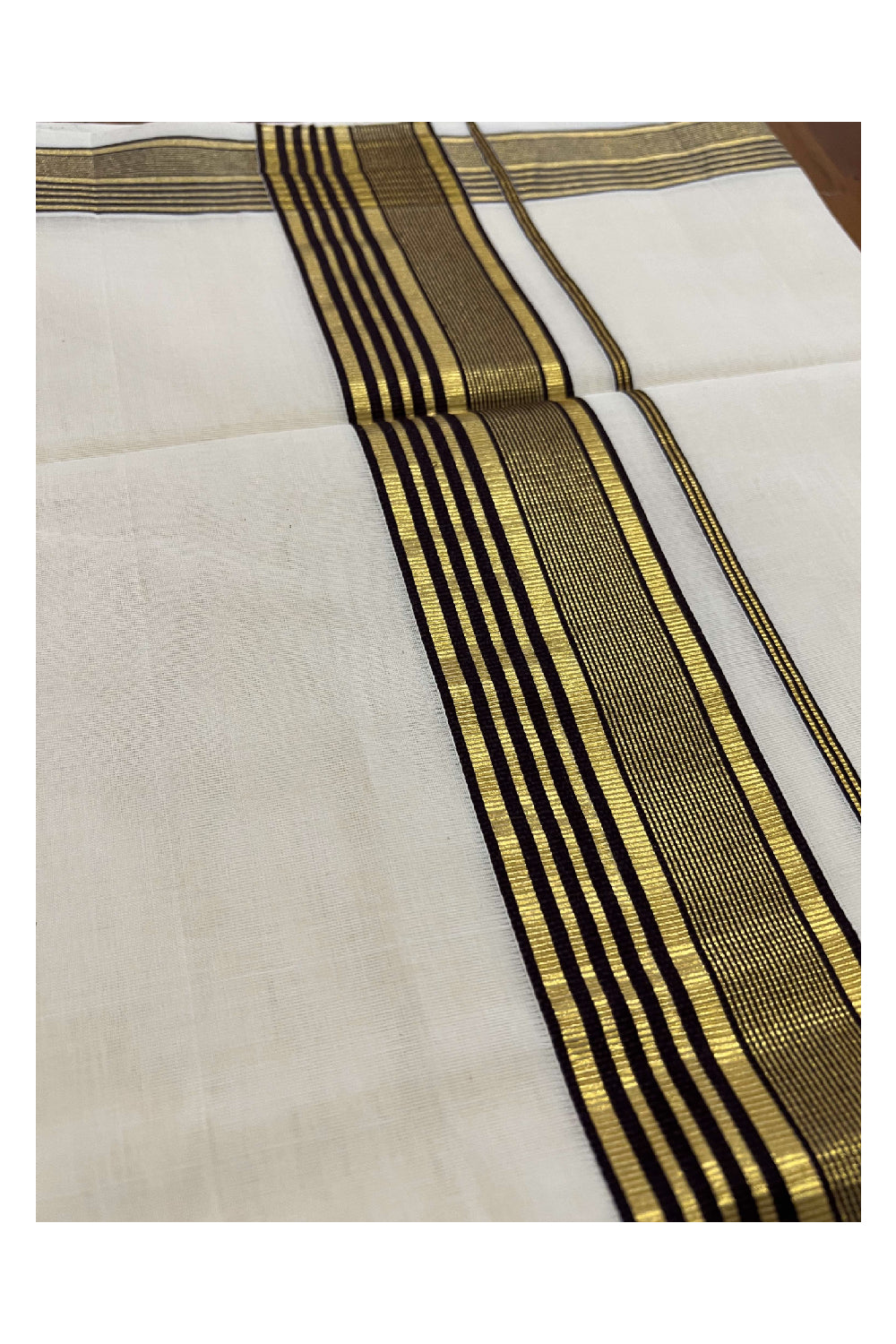 Southloom™ Balaramapuram Handloom Kerala Saree with Dark Brown and Kasavu Border