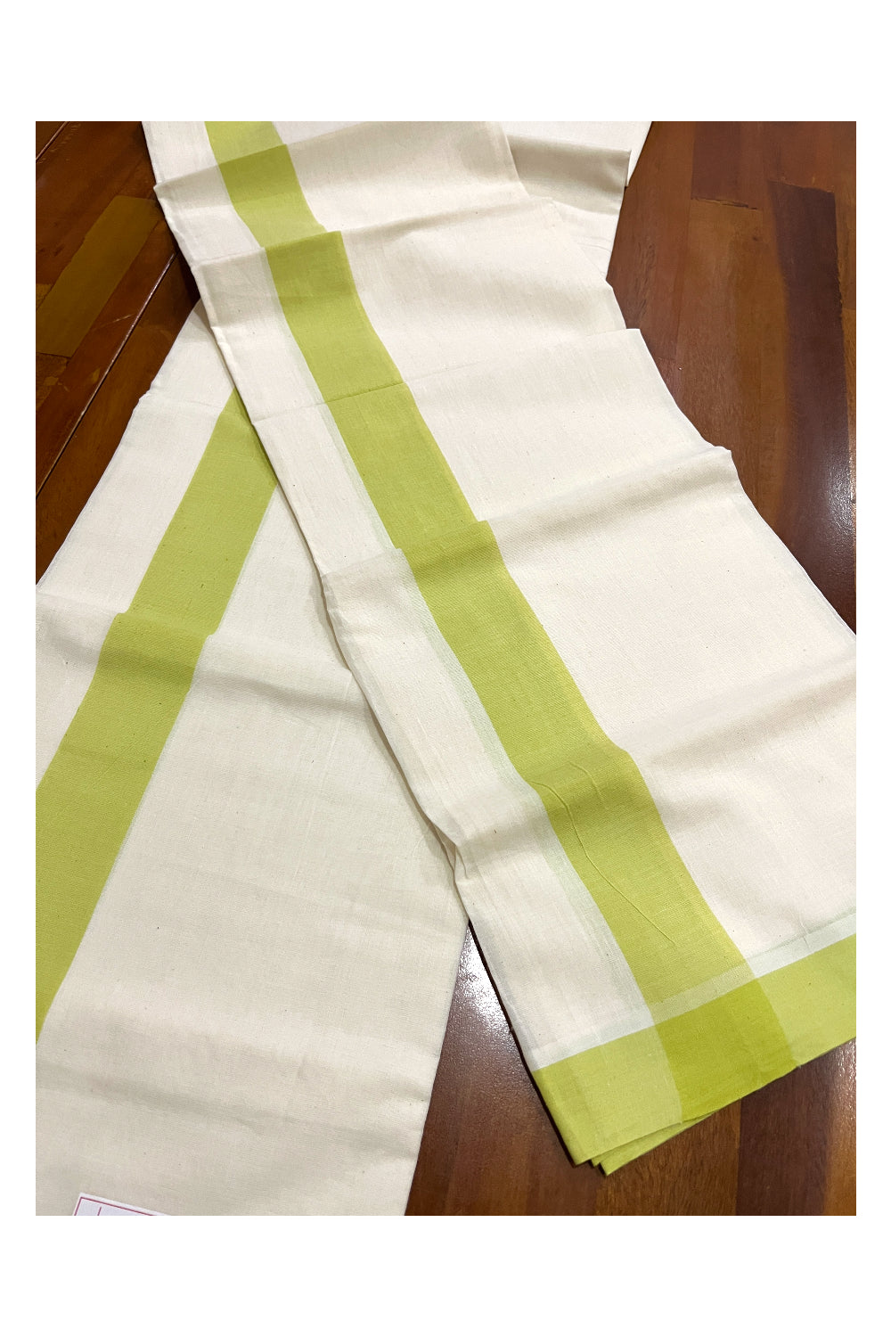 Kerala Cotton Mulloth Mundum Neriyathum Single (Set Mundu) with Light Green Border (Extra Soft Cotton) 2.80 Mtrs