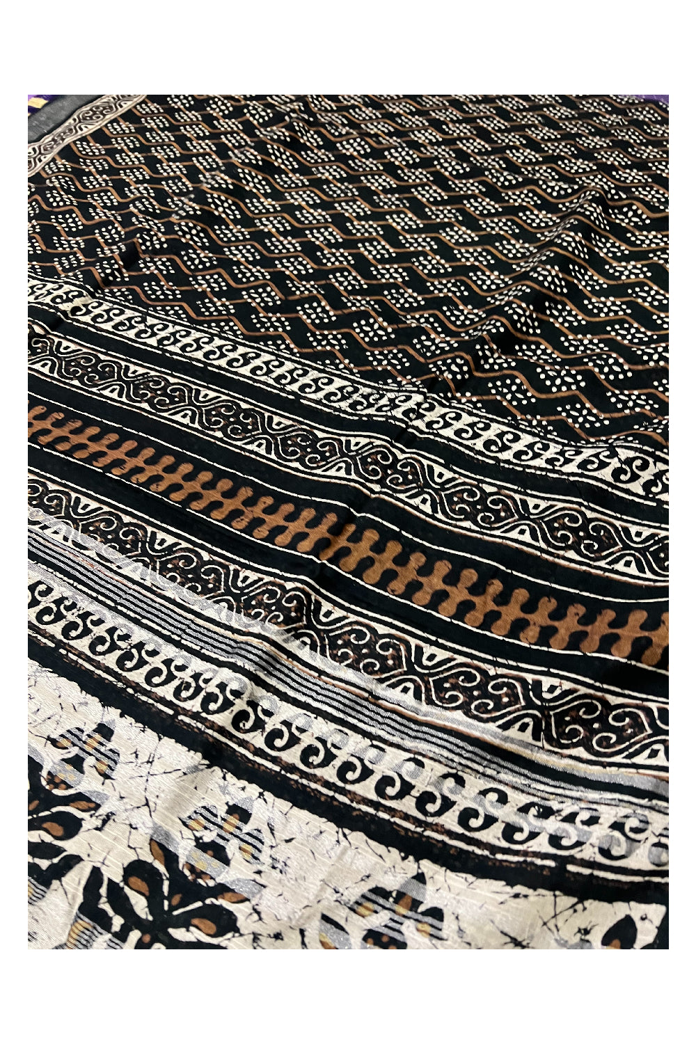 Southloom Linen Black Saree with White Designer Prints and Tassels on Pallu