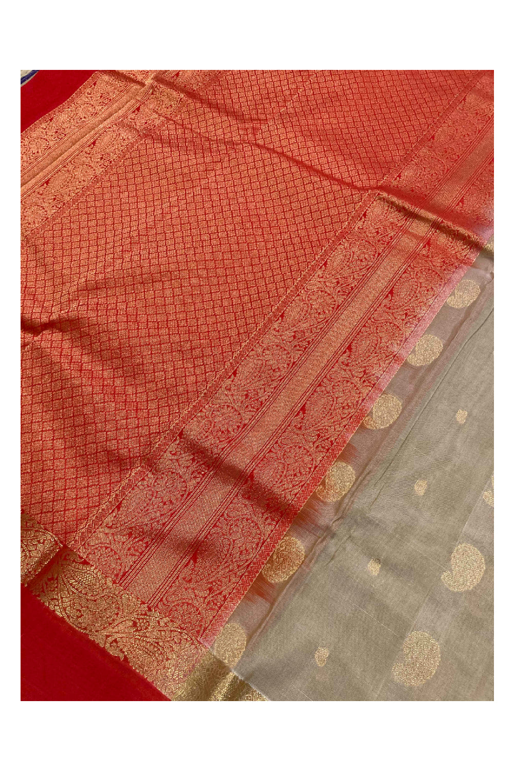 Southloom Handloom Pure Silk Kanchipuram Saree in Cream Paisley Motifs