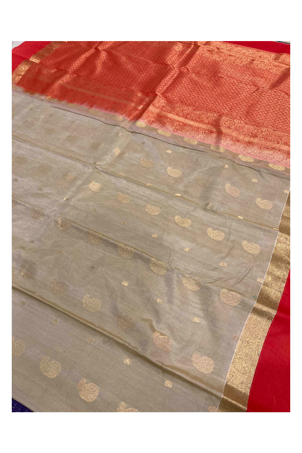 Southloom Handloom Pure Silk Kanchipuram Saree in Cream Paisley Motifs