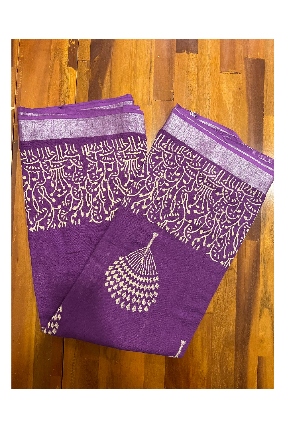 Southloom Linen Violet Designer Saree with White Prints and Tassels on Pallu