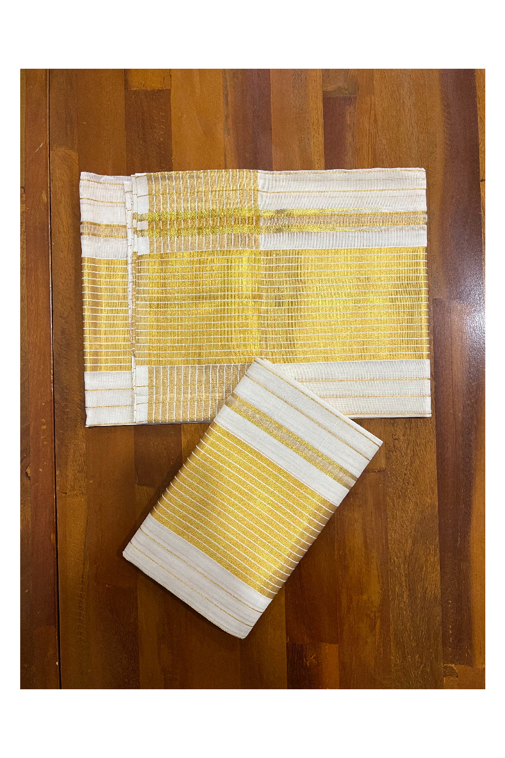 Southloom Onam 2022 Premium Handloom Lines Set Mundu with Kasavu Kara (2.80 M)