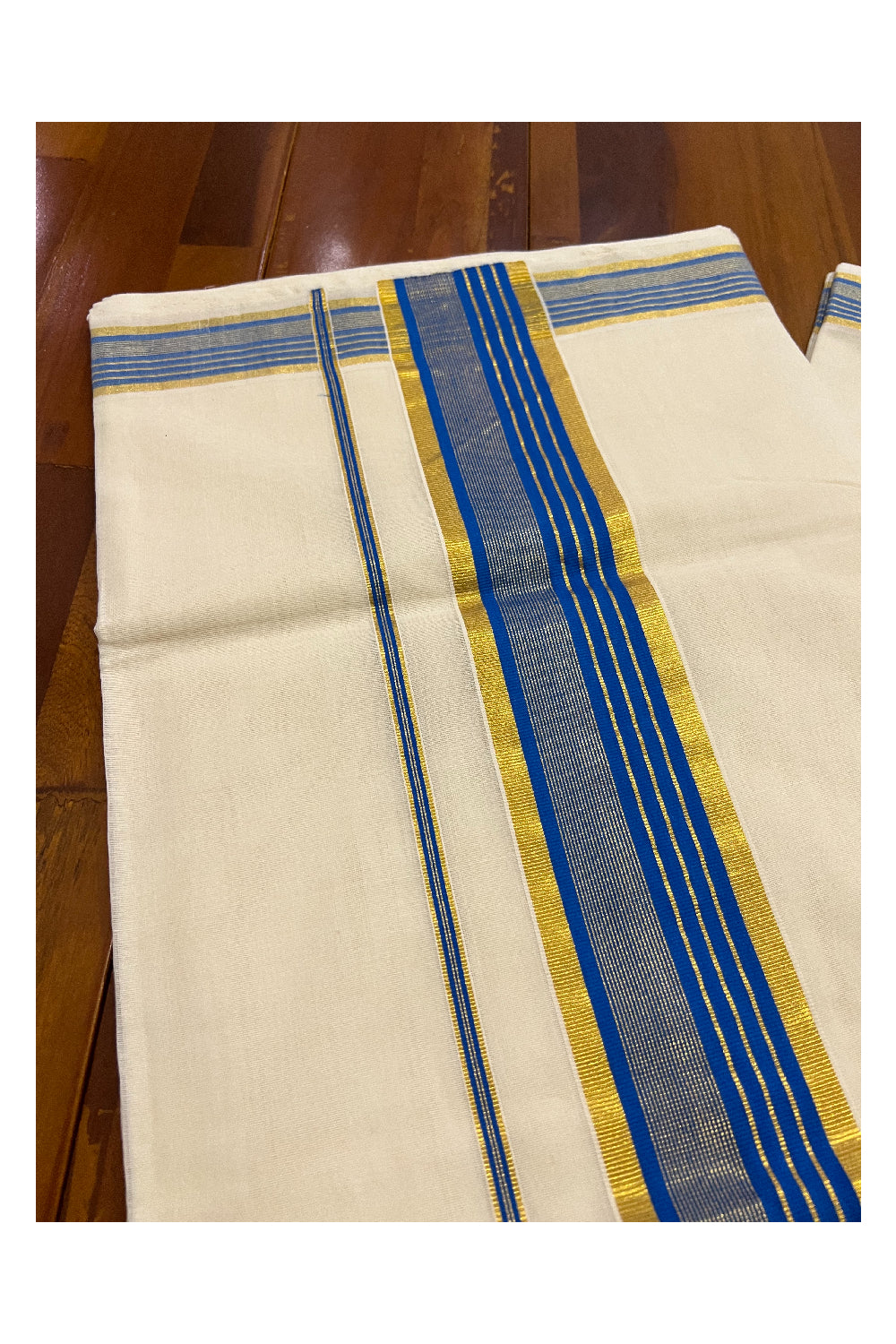 Southloom™ Premium Handloom Kerala Saree with Blue and Kasavu Border