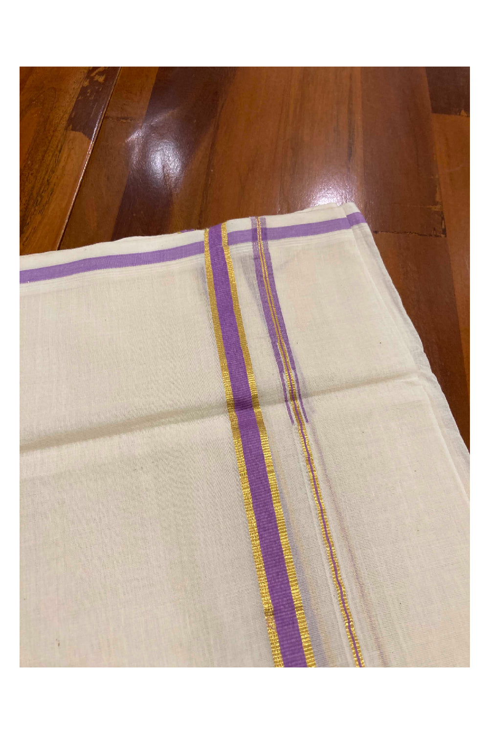 Southloom Balaramapuram Unakkupaavu Handloom Mundu with Light Violet and Puliyilakkara Kasavu Border