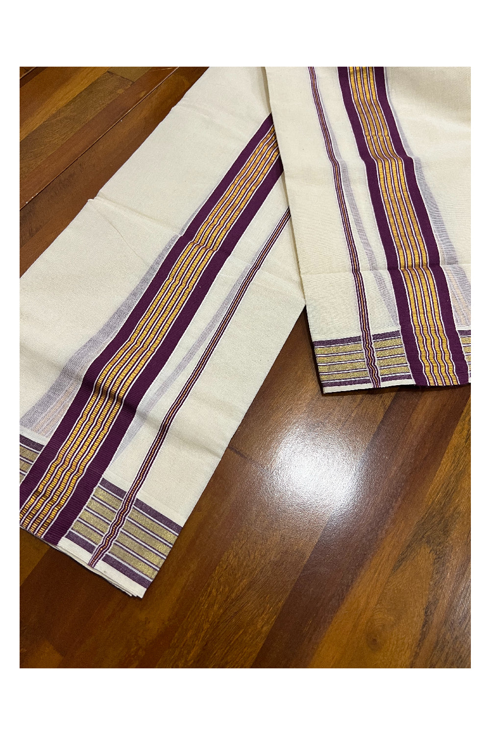 Kerala Cotton Mundum Neriyathum Single (Set Mundu) with Dark Magenta and Kasavu Border