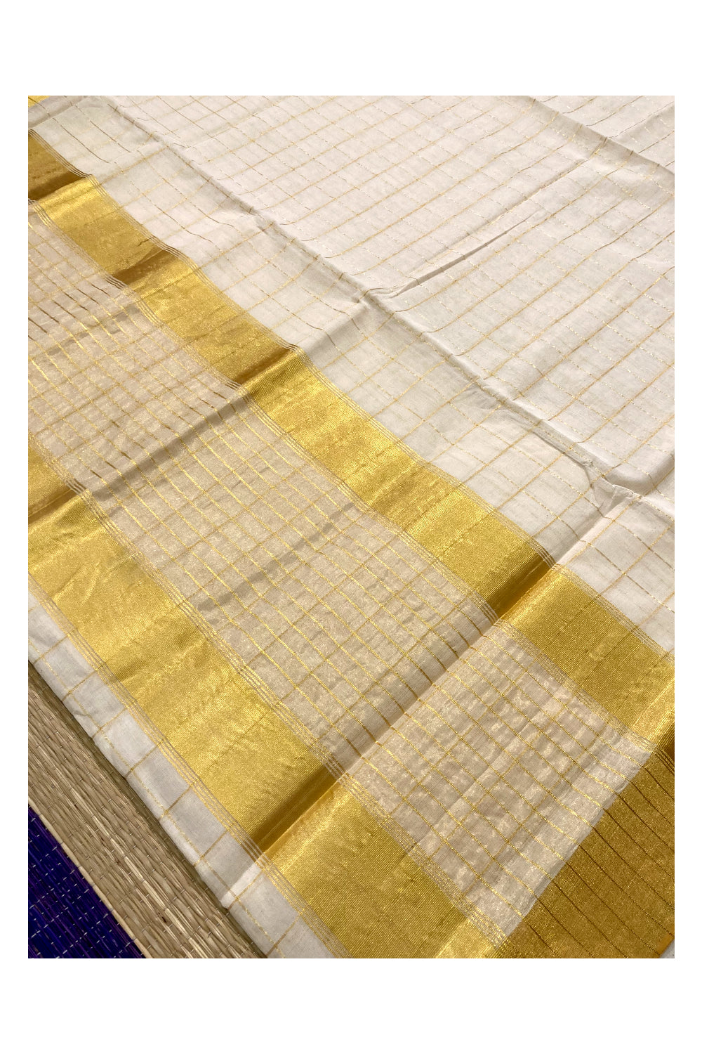 Southloom Super Premium Unakkupaavu Wedding Handloom Kasavu Check Design Saree with Tissue Checks on Pallu