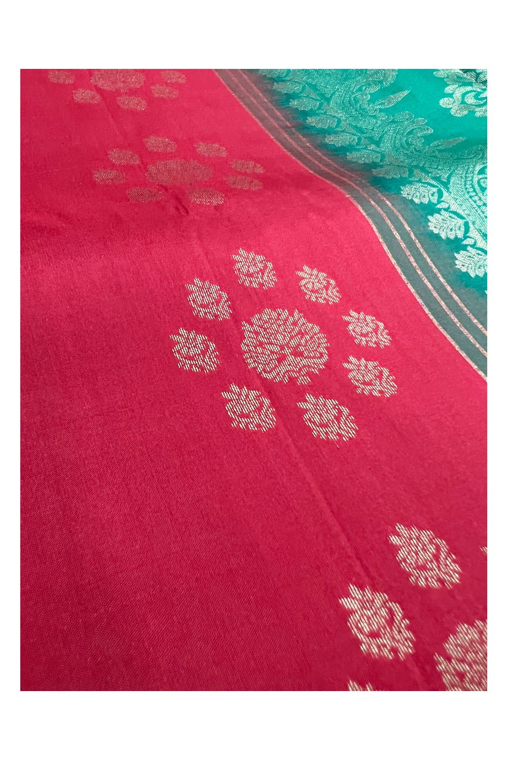 Southloom Handloom Pure Silk Kanchipuram Saree with Floral Patterns on Rose Body and Green Blouse Piece