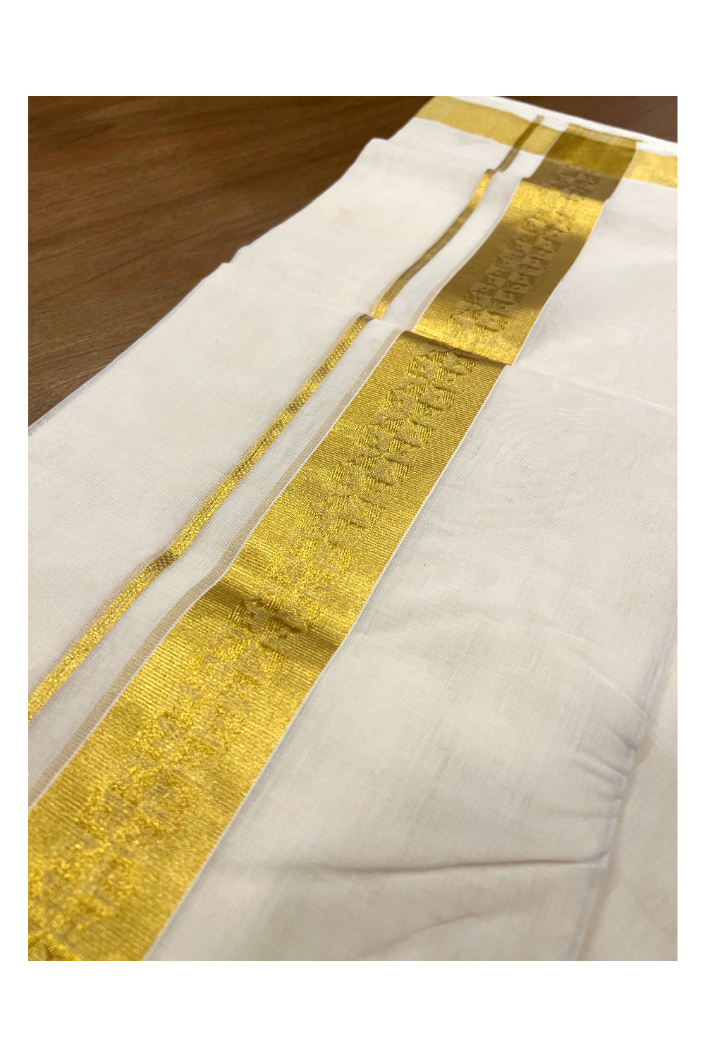 Southloom Premium Handloom Pure Cotton Wedding Mundu with Kasavu Woven Border (South Indian Kerala Dhoti)