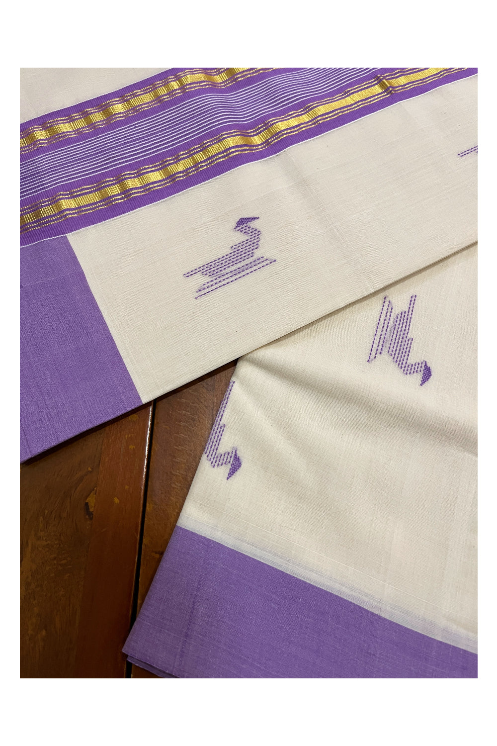 Southloom Balaramapuram Unakkupaavu Handloom Saree with Kasavu Violet Pallu and Butta Works on Body