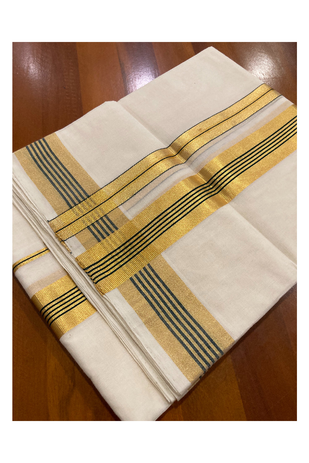 Southloom Premium Handloom Pure Cotton Mundu with Kasavu and Dark Green Chutti Border (South Indian Dhoti)