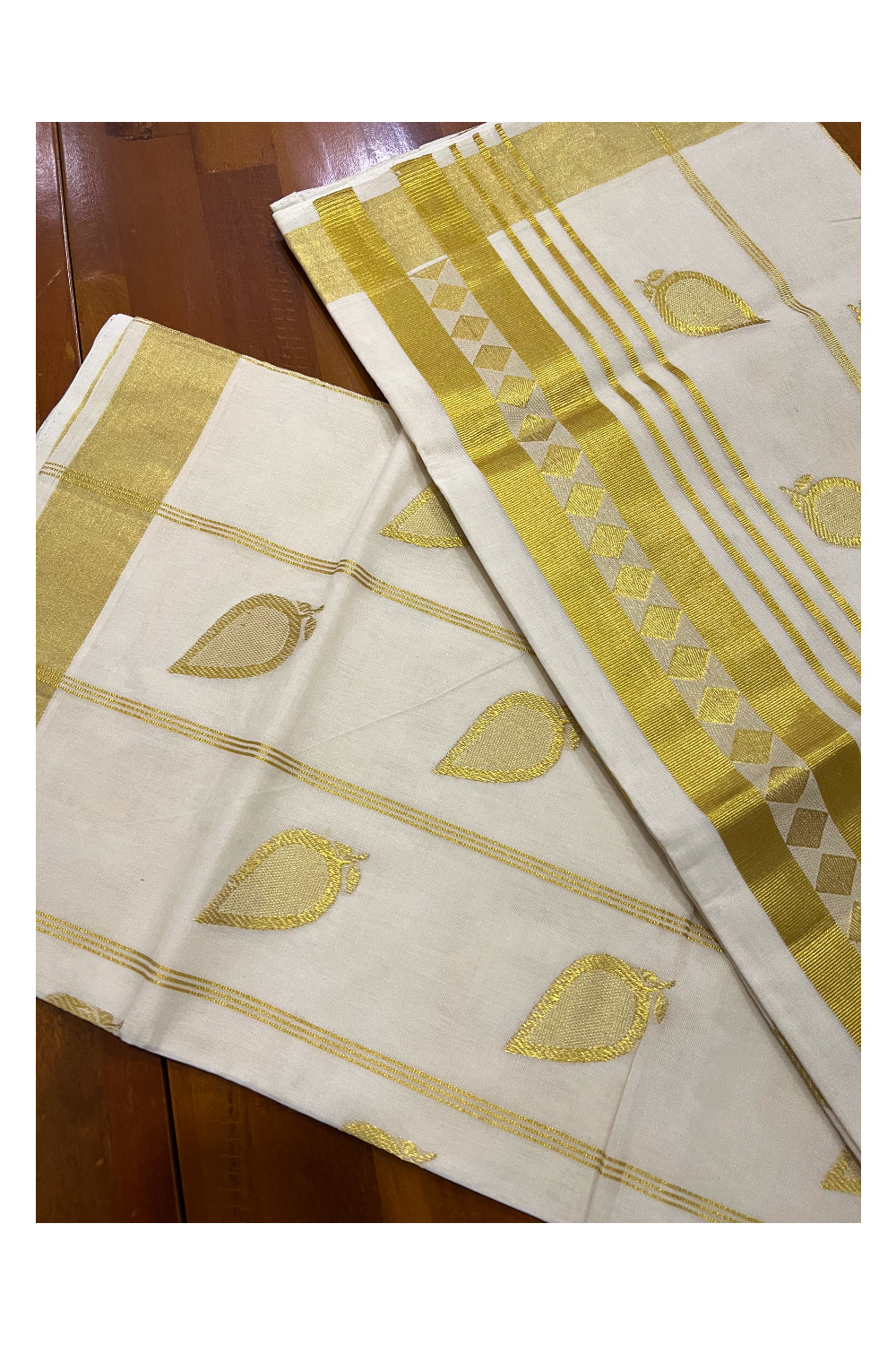 Southloom™ Premium Handloom Cotton Kasavu Leaf Design Heavy Woven Work Saree