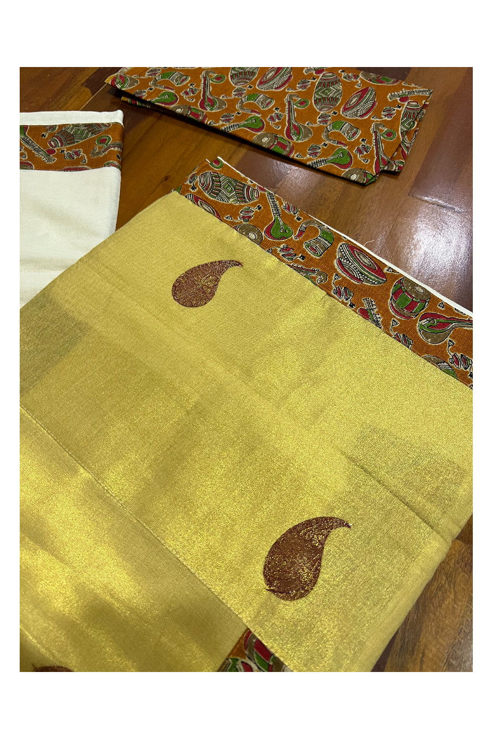 Kerala Pure Cotton Fusion Art Brown Musical Instruments Printed Kasavu Saree with Printed Blouse Piece