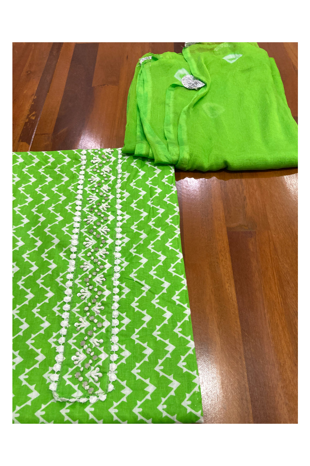 Southloom™ Cotton Churidar Salwar Suit Material in Green Printed Design