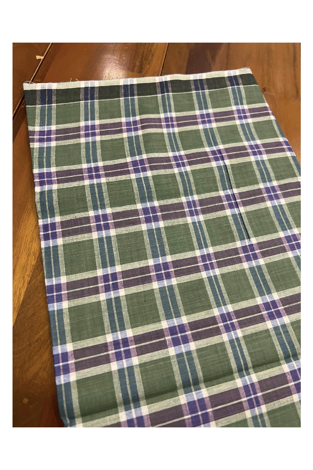 Southloom Premium Handloom Borderless Green Violet Checkered Single Mundu (Lungi)