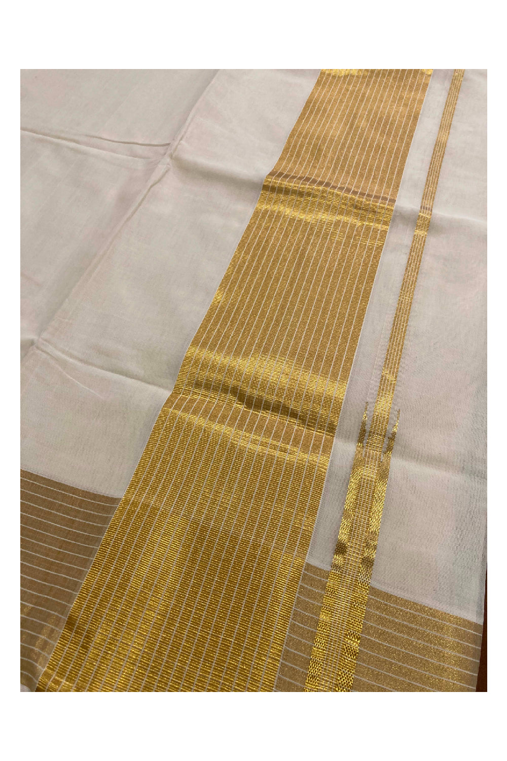 Southloom Handloom Kasavu Saree with Lines Design on Border and Pallu