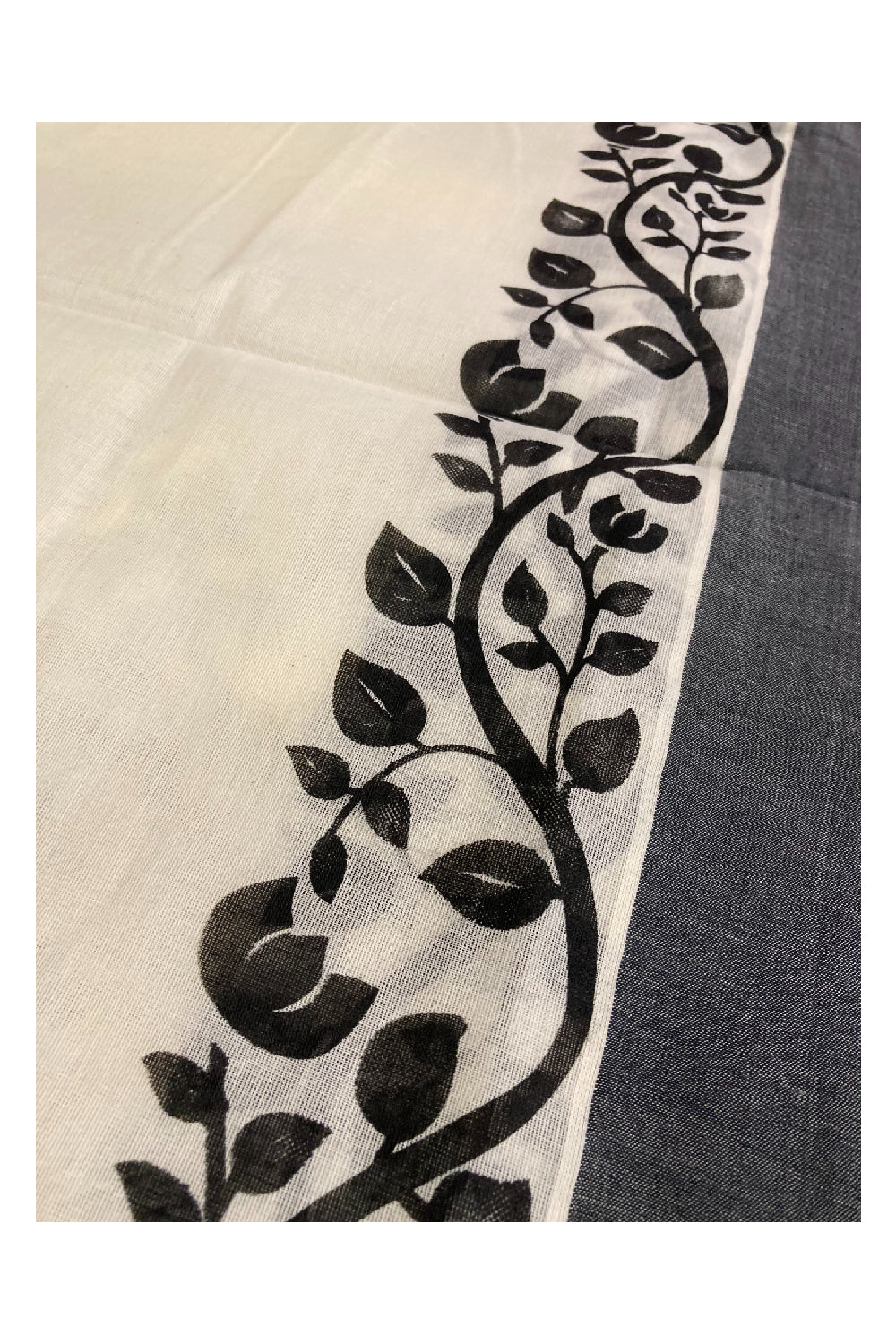 Southloom Original Design Single Set Mundu (Mundum Neriyathum) with Black Floral Vines Block Print 2.80 Mtrs