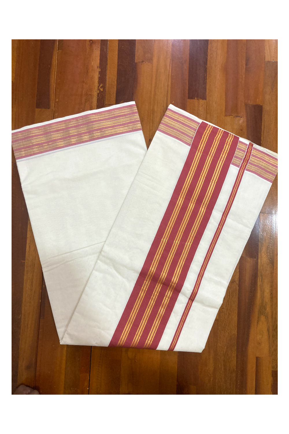 Kerala Pure Cotton Plain Saree with Kasavu and Red Border