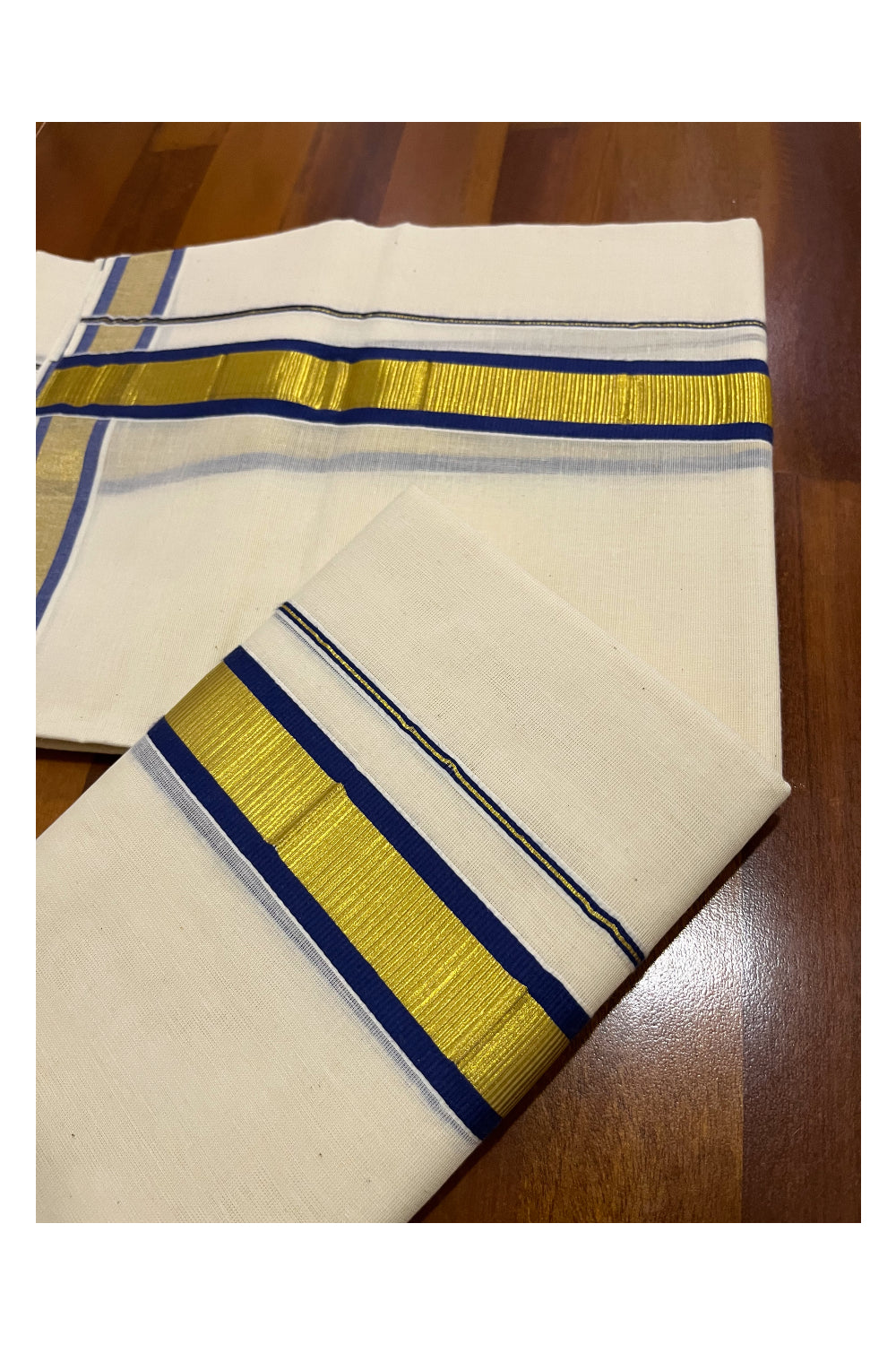 Kerala Cotton Mundum Neriyathum Single (Set Mundu) with Blue and Kasavu Border 2.80 Mtrs