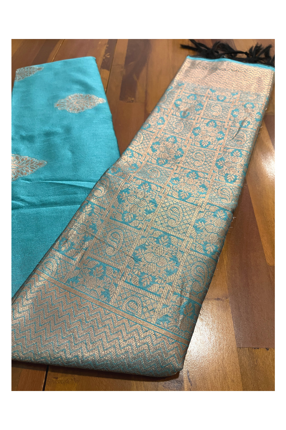 Southloom Cotton Silk Turquoise Designer Saree with Kasavu Woven Works on Pallu