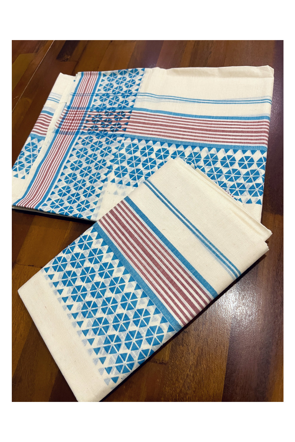 Kerala Cotton Mulloth Mundum Neriyathum Single (Set Mundu) with Blue Block Printed Border (Extra Soft Cotton)