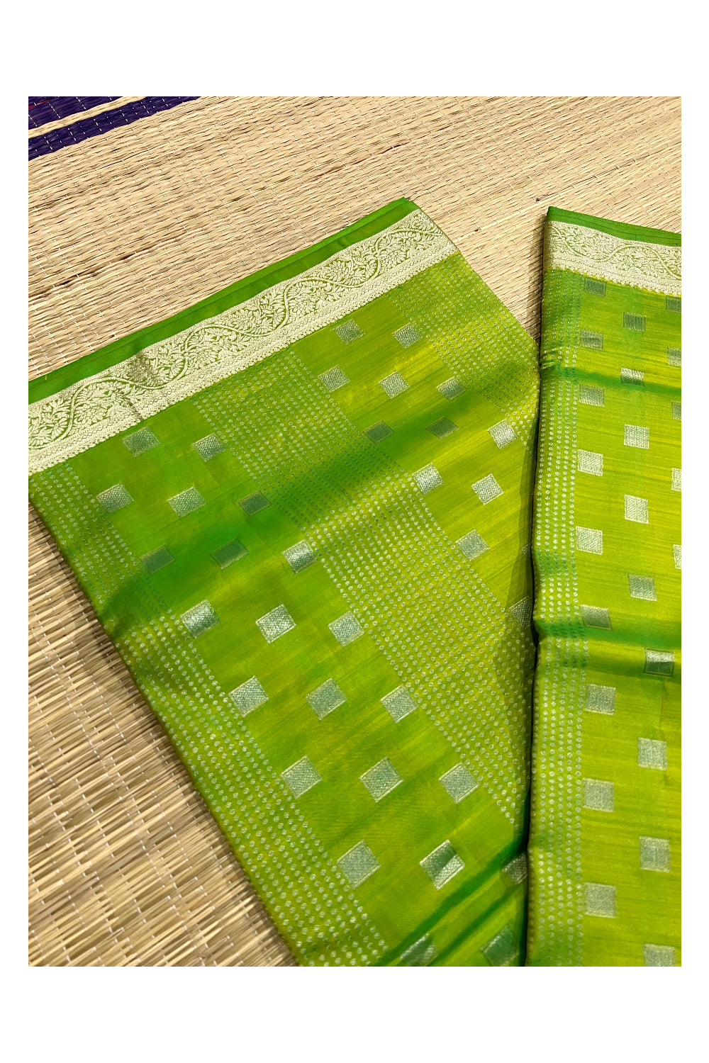 Southloom Handloom Pure Silk Kanchipuram Saree with Light Green Body and Turquoise Blouse Piece