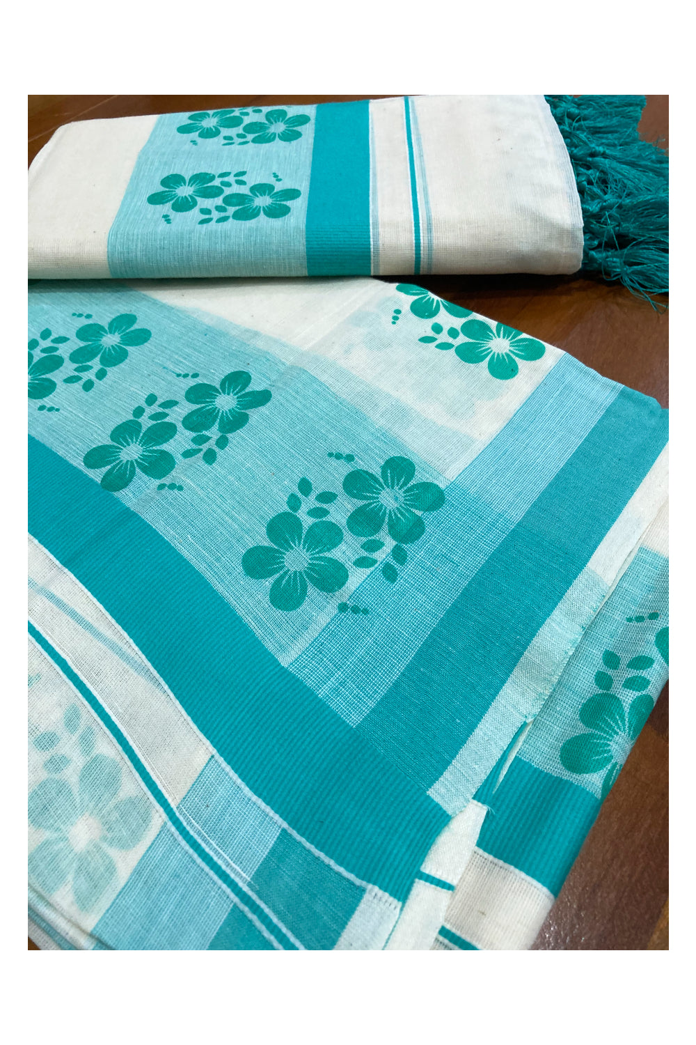 Kerala Cotton Mundum Neriyathum Single (Set Mundu) with Turquoise Floral Block Print Border and Tassels Work