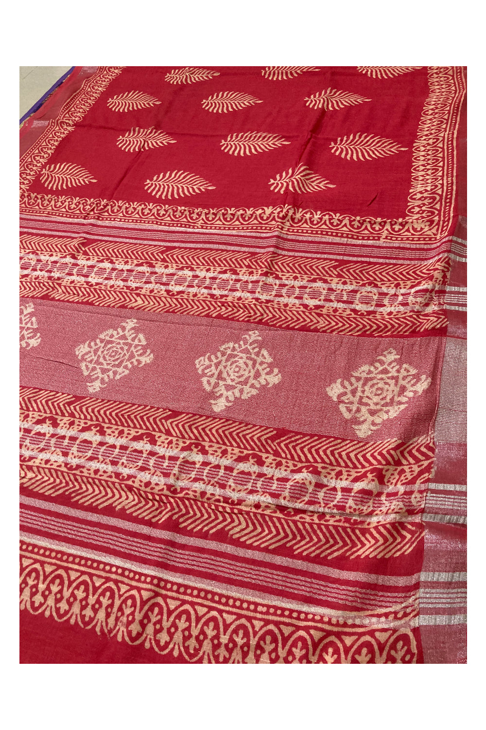 Southloom Linen Pinkish Red Saree with White Designer Prints and Tassels works on Pallu