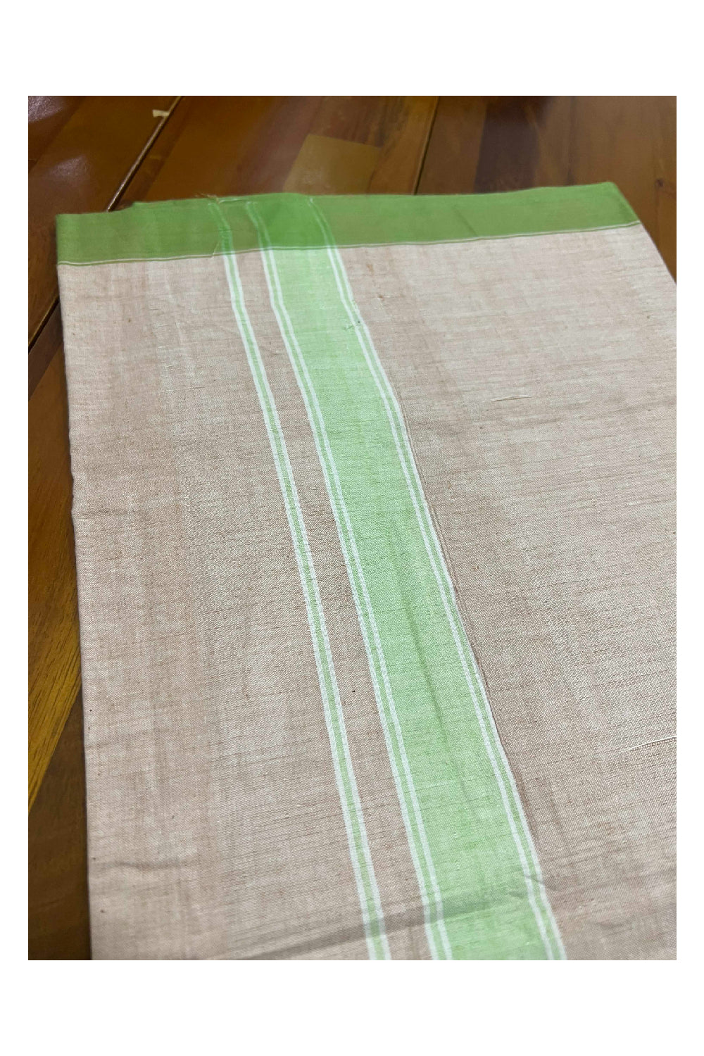 Southloom Premium Handloom Cream Single Mundu with Green Border (Lungi)