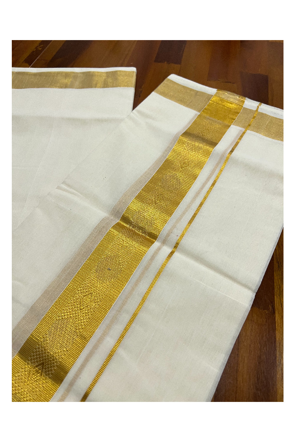 Southloom Premium Handloom Pure Cotton Wedding Mundu with Kasavu Woven Kara (South Indian Dhoti)