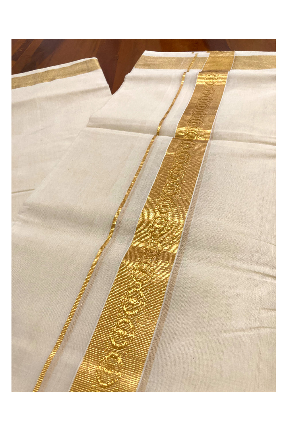 Southloom Premium Handloom Pure Cotton Wedding Mundu with Kasavu Woven Patterns Border (South Indian Kerala Dhoti)