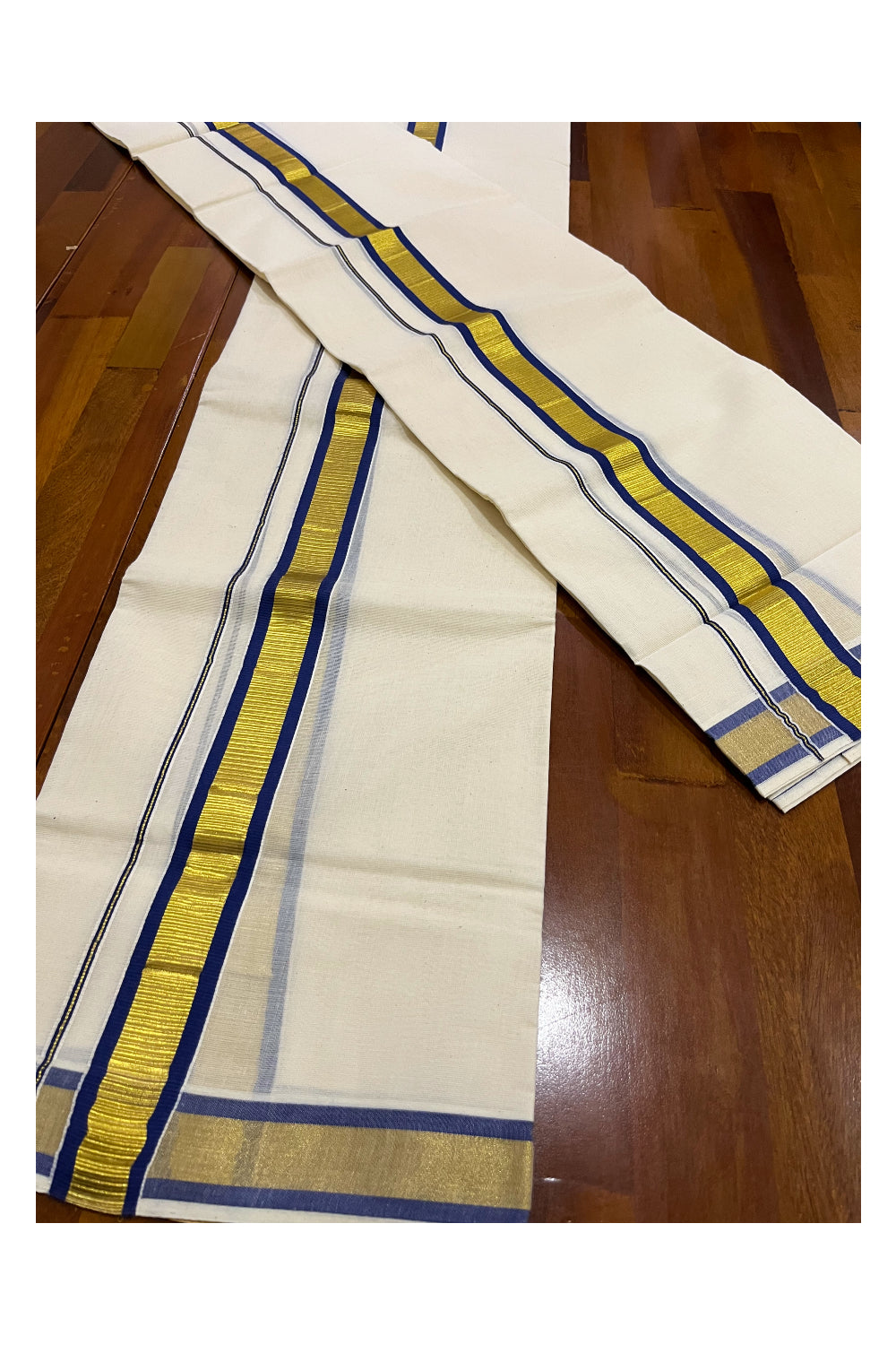 Kerala Cotton Mundum Neriyathum Single (Set Mundu) with Blue and Kasavu Border 2.80 Mtrs