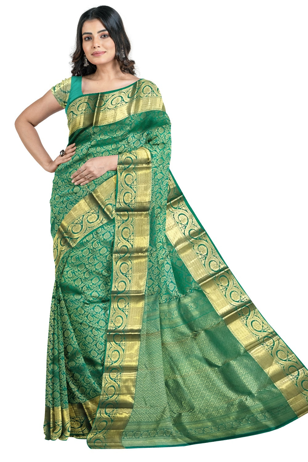 Southloom Double Warp Handloom Pure Silk Kanchipuram Green Manthrakodi Saree with Kasavu Woven Works