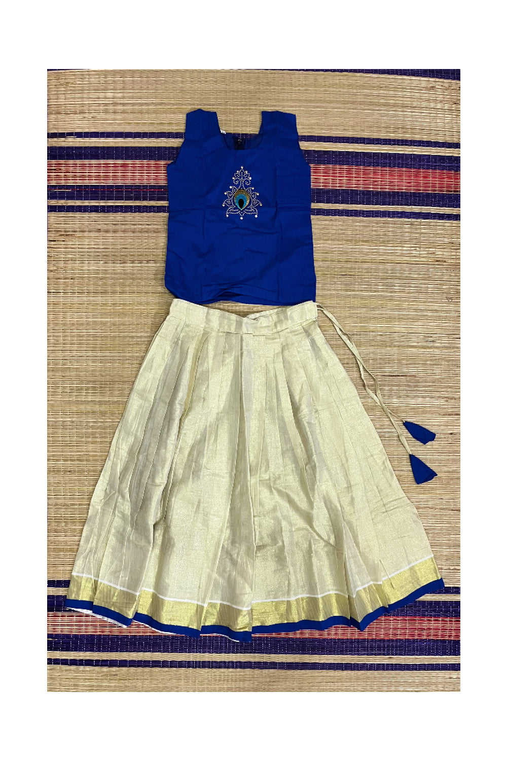 Southloom Kerala Pavada Blouse with Bead Work Design (Age - 10 Year)