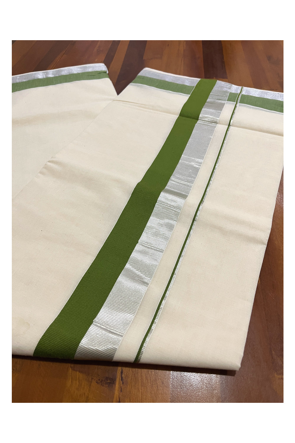 Kerala Pure Cotton Plain Saree with Silver Kasavu and Green Border