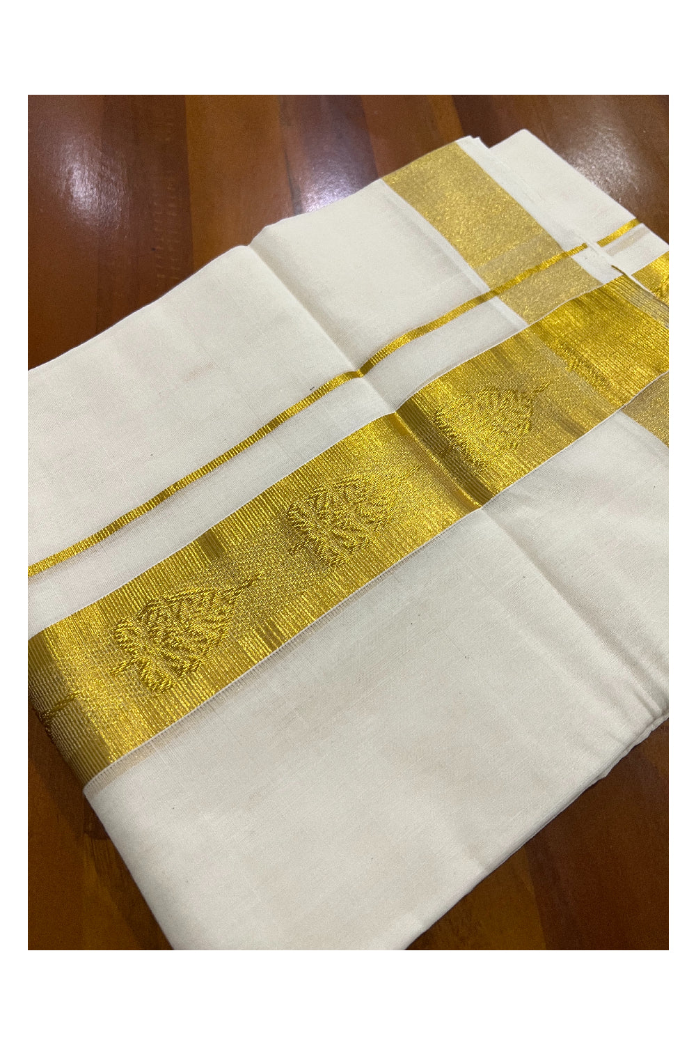 Southloom Premium Handloom Pure Cotton Wedding Mundu with Kasavu Woven Kara (South Indian Dhoti)