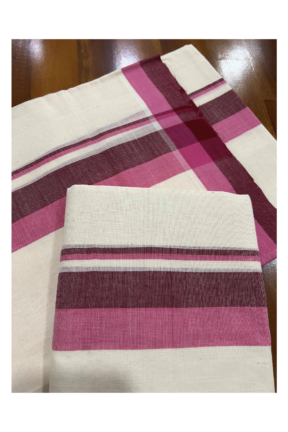 Southloom™ Unakkupaavu Premium Handloom Single Mundum Neriyathum (Set Mundu) with Maroon and Rose Border