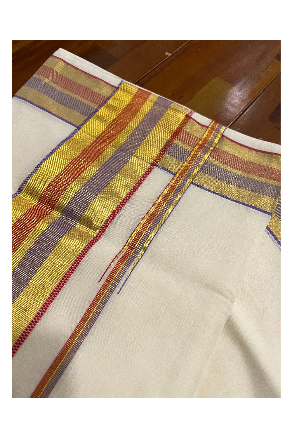 Southloom™ Premium Handloom Kerala Saree with Kasavu Violet and Red Border