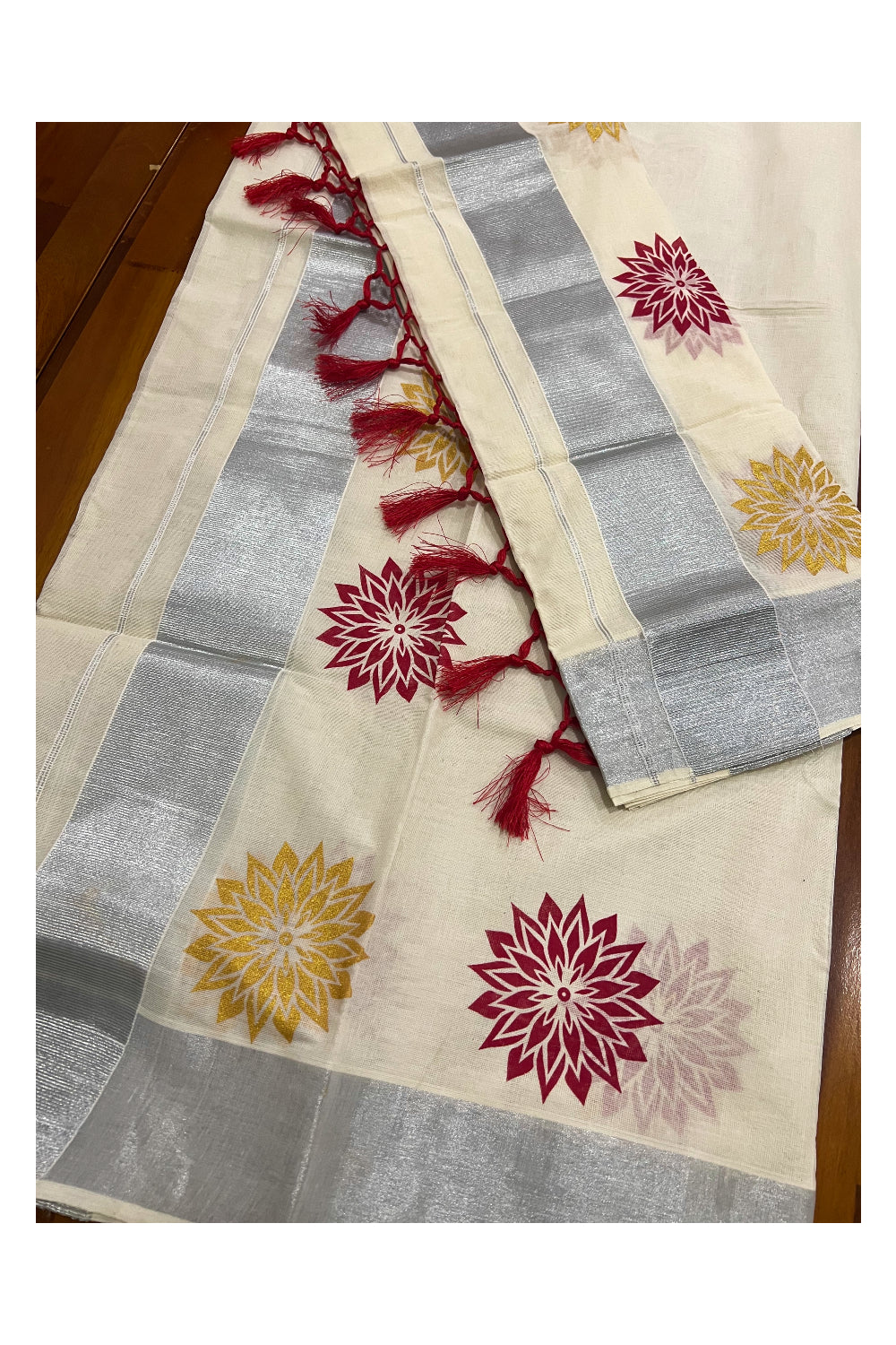 Kerala Cotton Mundum Neriyathum Single (Set Mundu) with Red and Golden Floral Block Prints