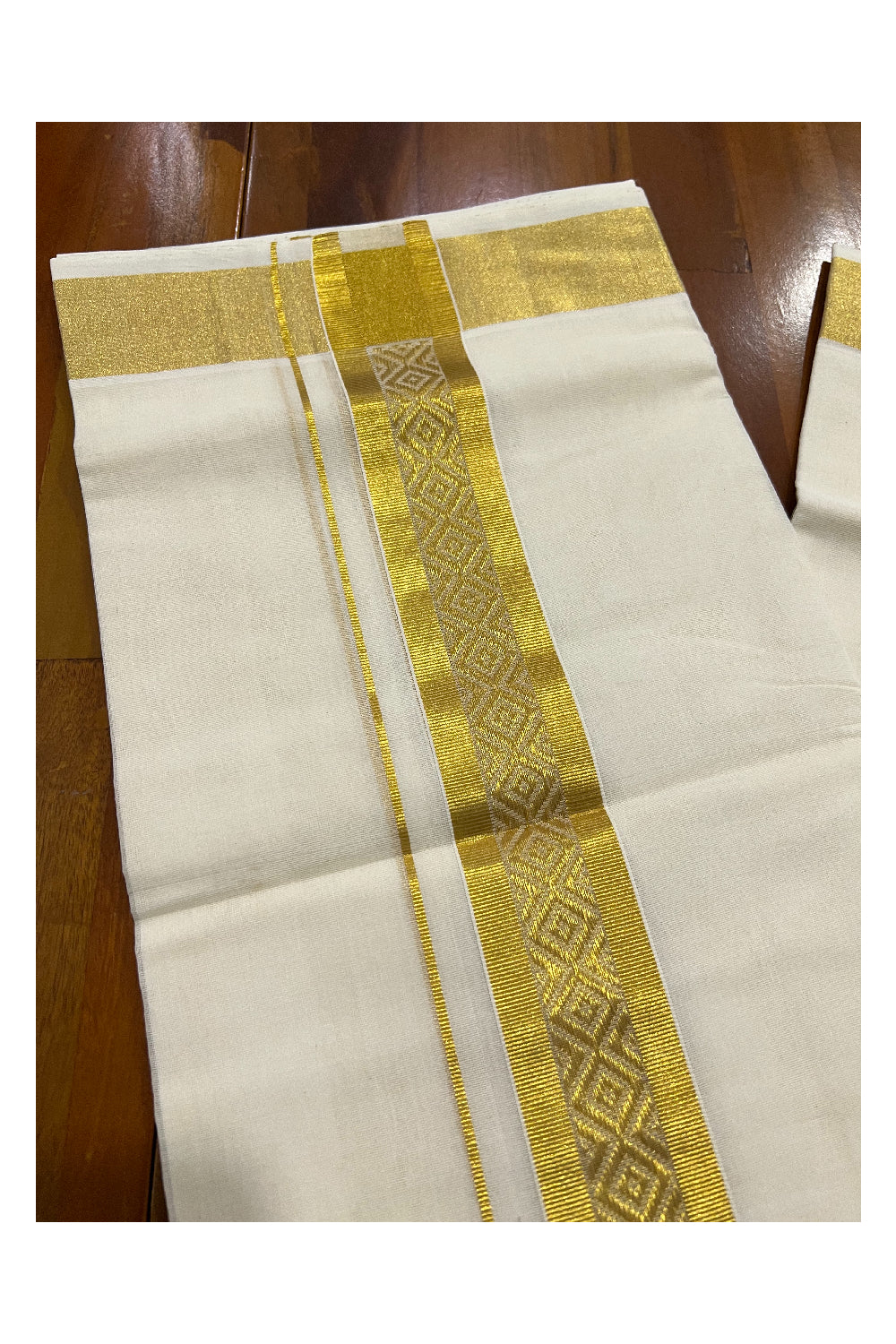 Southloom Balaramapuram Handloom Pure Cotton Wedding Mundu with Kasavu Woven Pattern Border (South Indian Dhoti)
