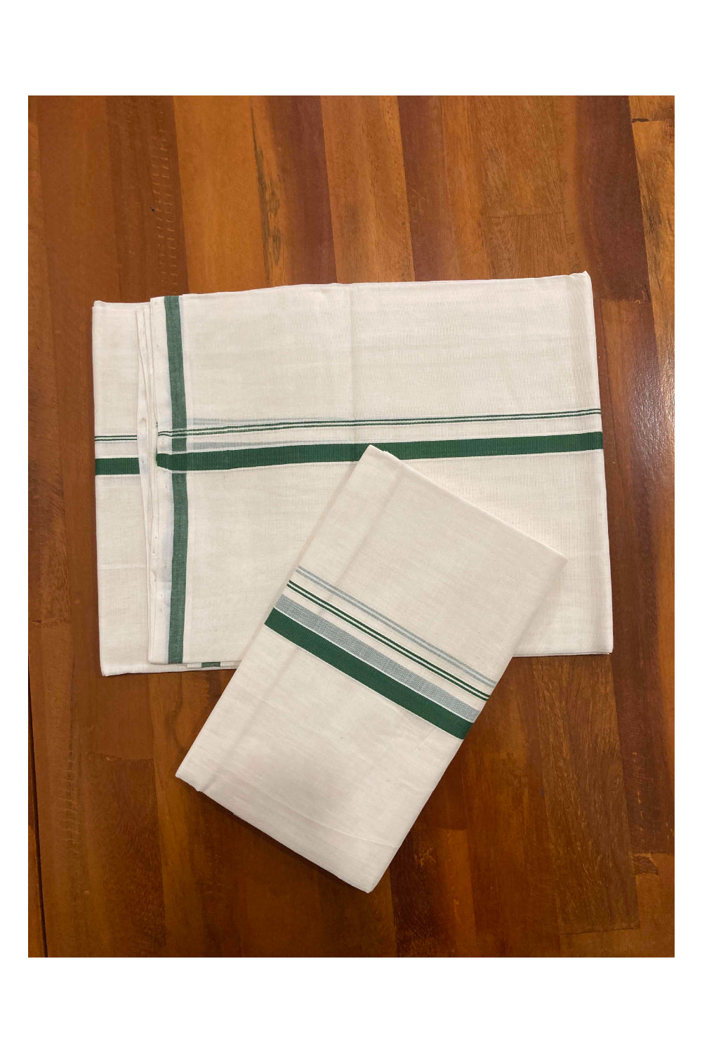 Southloom™ Premium Handloom Mundum Neriyathum (Set Mundu) with 0.5 inch Green Border (Weaver: Jaya)