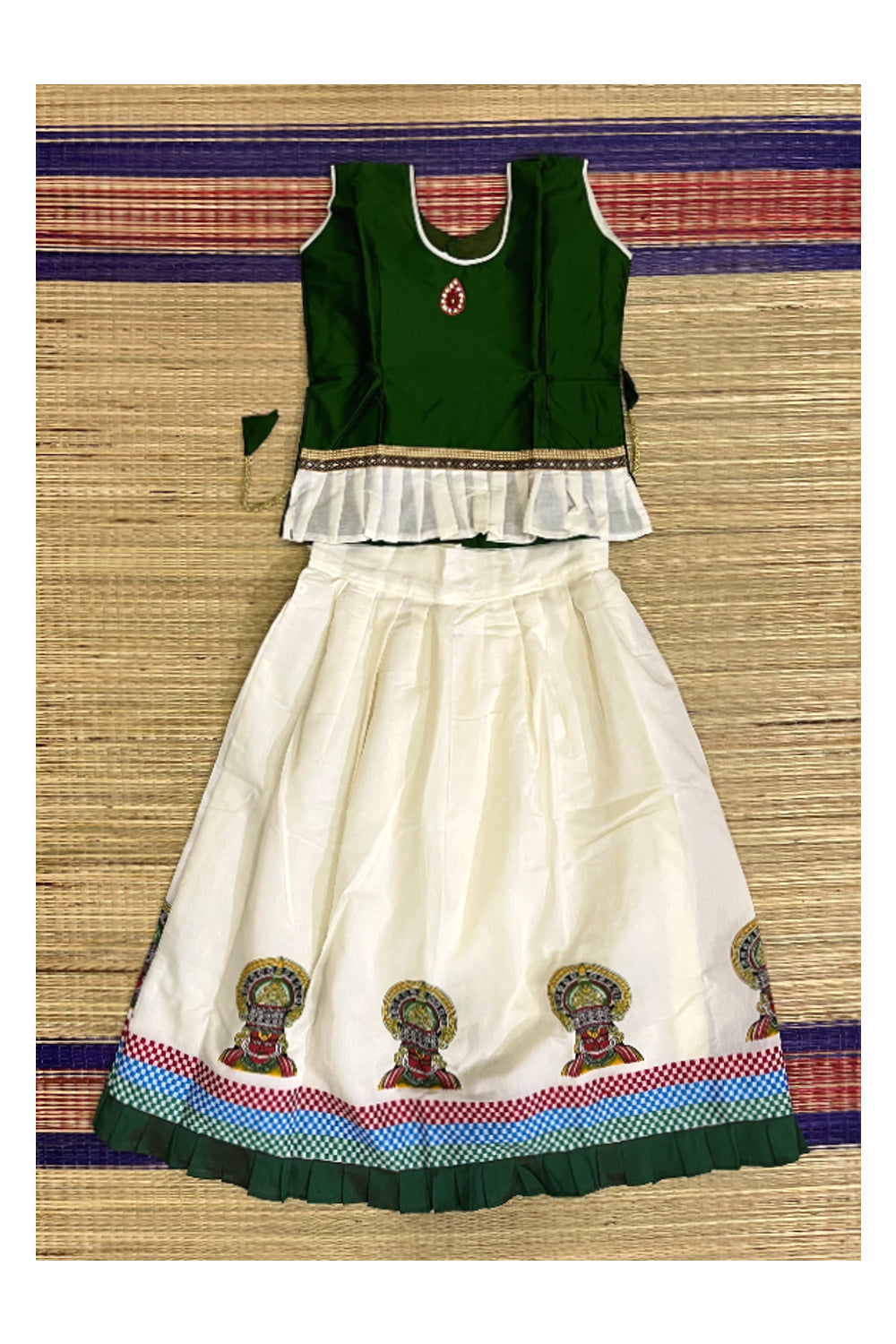 Southloom Kerala Pavada Blouse with Kathakali Mural Design (Age - 8 Year)