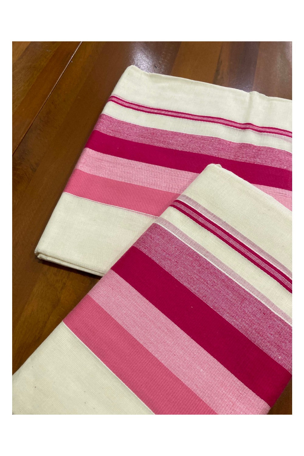 Kerala Cotton Mundum Neriyathum Single (Set Mundu) with Pink Lines Border 2.80 Mtrs